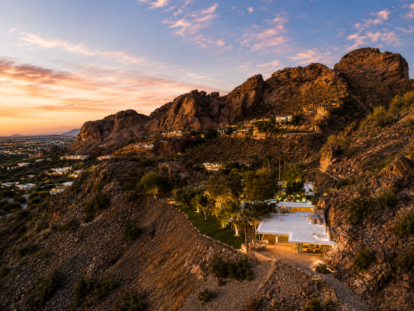 Calle Del Medio Luxury Estate